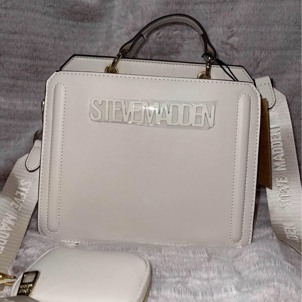 Steve Madden cream color Bevelyn Handbag